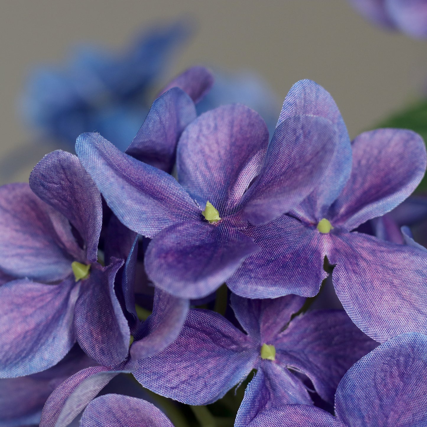 künstliche hortensie blau detail blütenblätter
