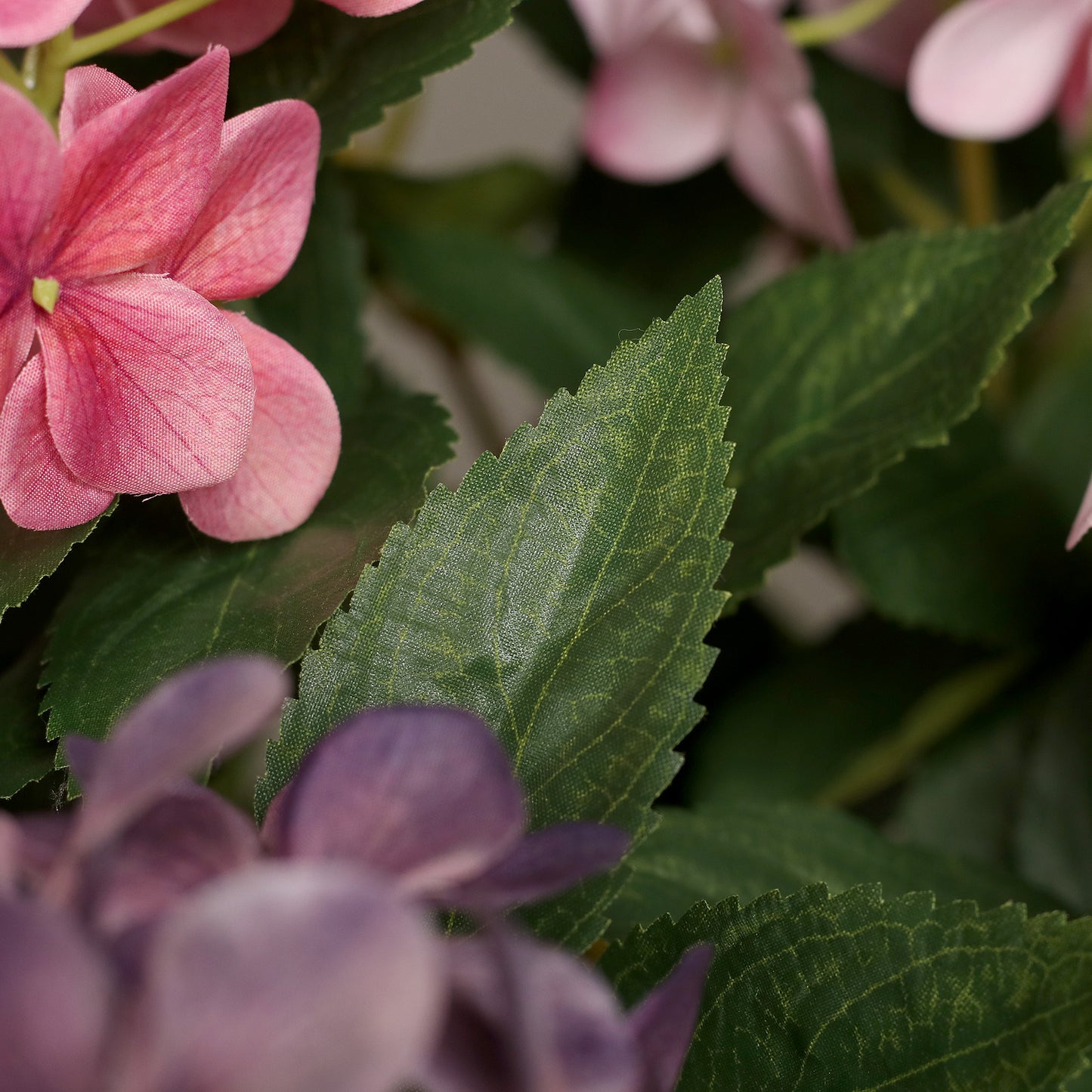 künstliche hortensie pink details von blüten und blätter