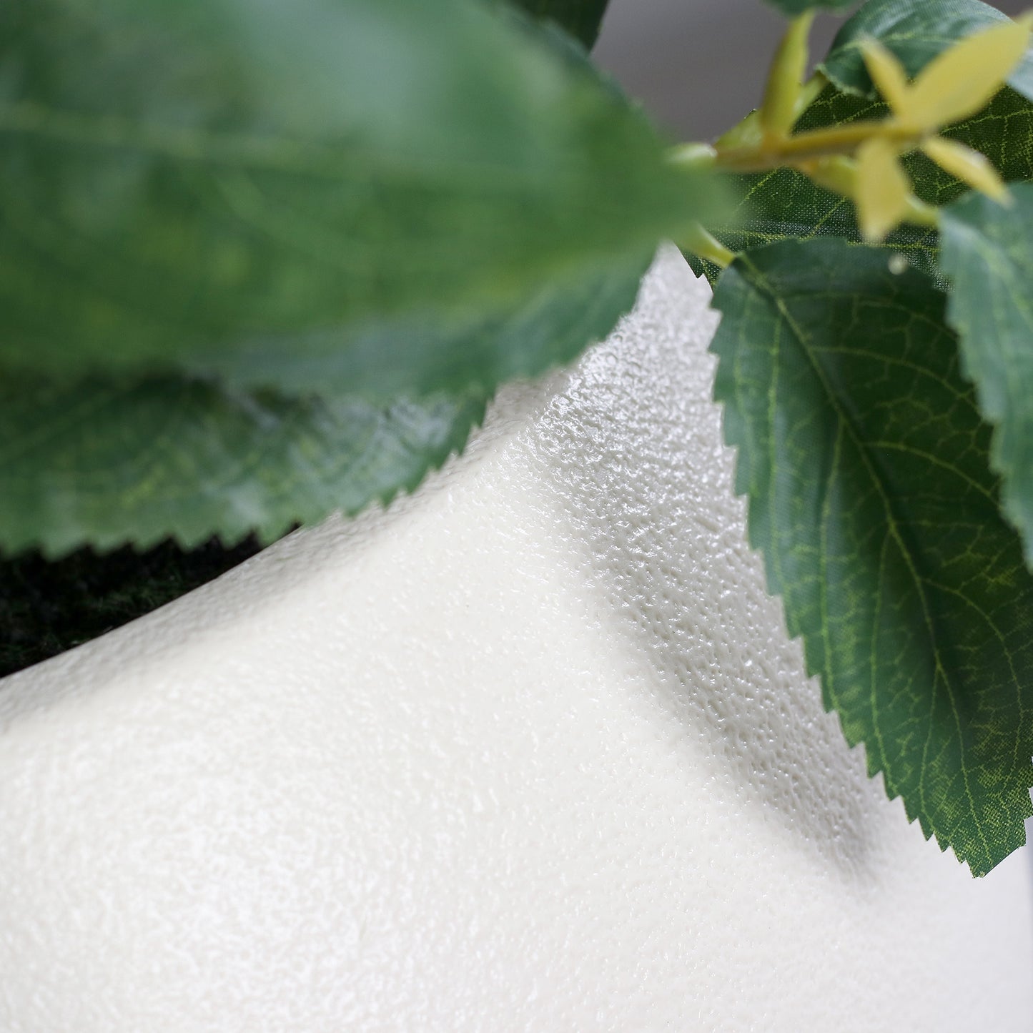 künstliche hortensie weiß detail blätter mit topf