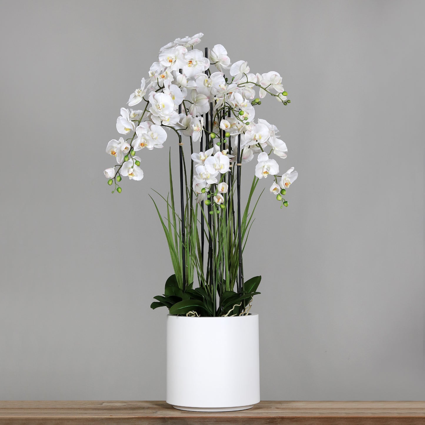 Künstliche Statement Orchidee mit weißen Topf 134 cm